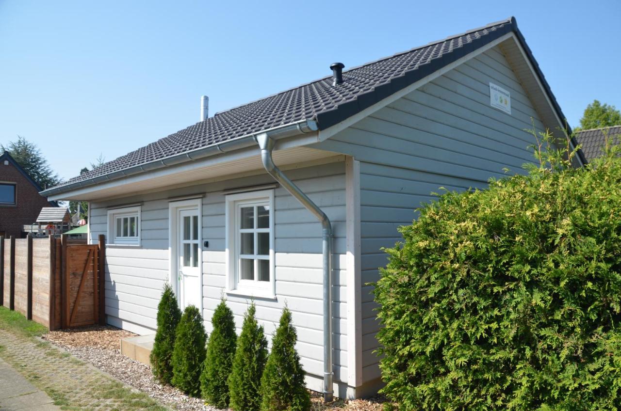 Ferienhauser Lensterstrand Ngoại thất bức ảnh