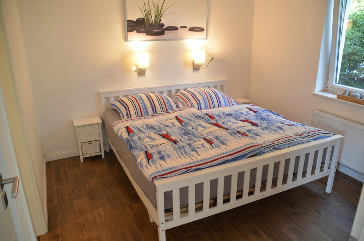 Ferienhauser Lensterstrand Ngoại thất bức ảnh